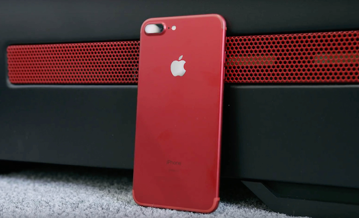 Специальная версия iPhone 7 в красном цвете