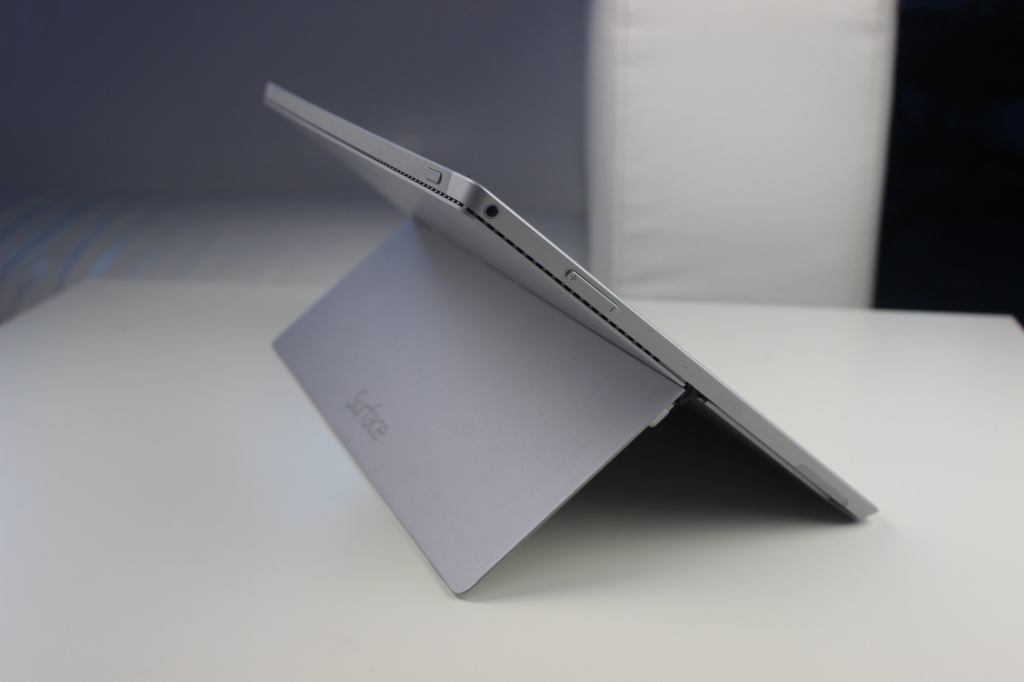 Surface Pro 3, вид сбоку