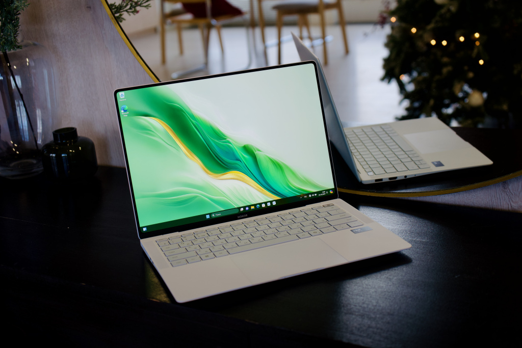 HONOR MagicBook Art 14 HONOR MagicBook Art 14