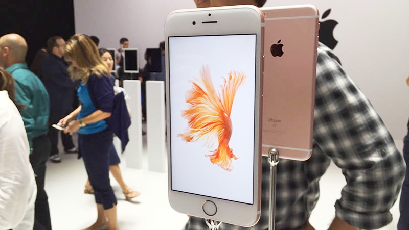 Продажи iPhone в 2016 году могут разочаровать Apple