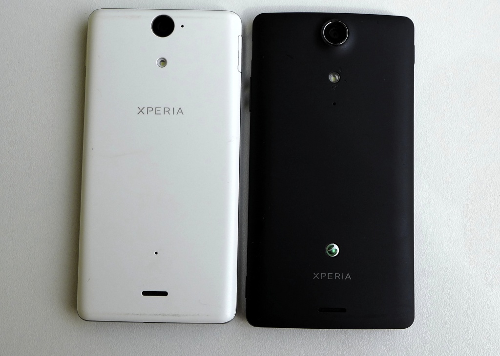 Xperia V и Xperia TX