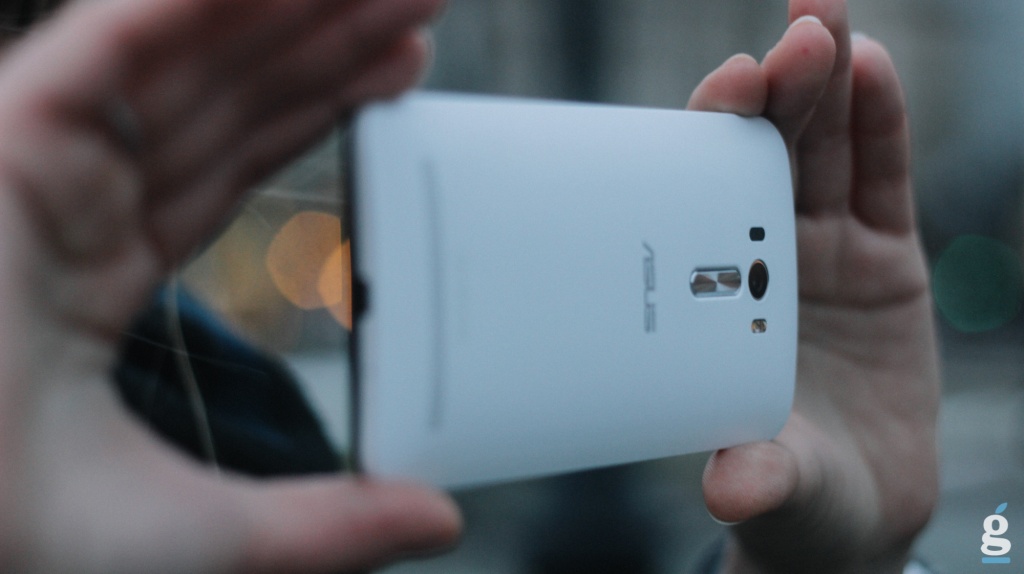 Обзор ASUS ZenFone Selfie Обзор ASUS ZenFone Selfie