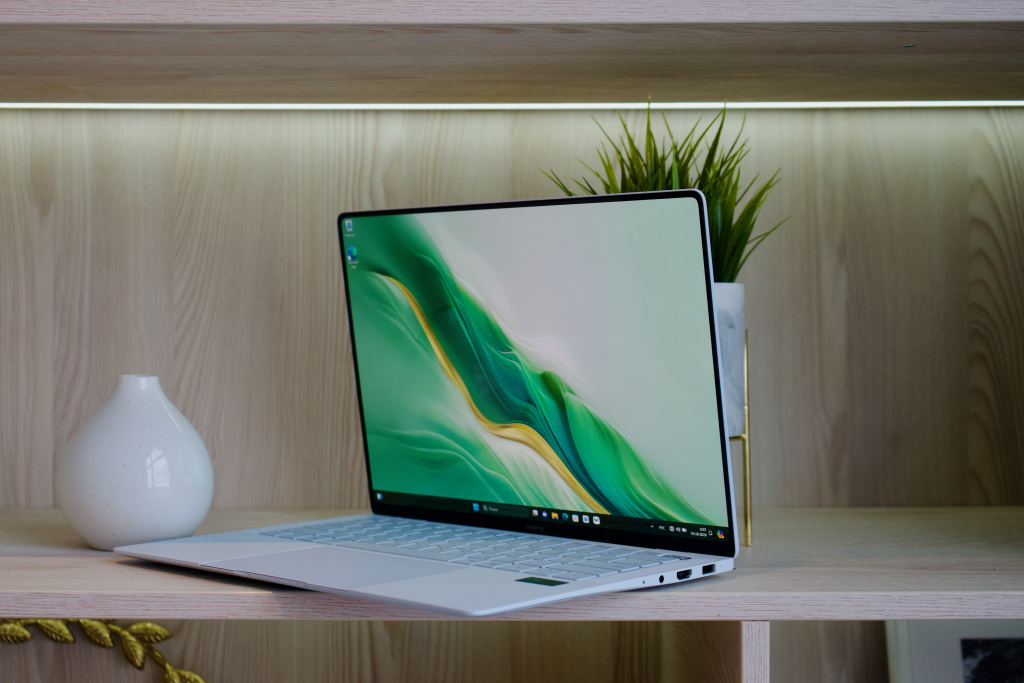 HONOR MagicBook Art 14 HONOR MagicBook Art 14