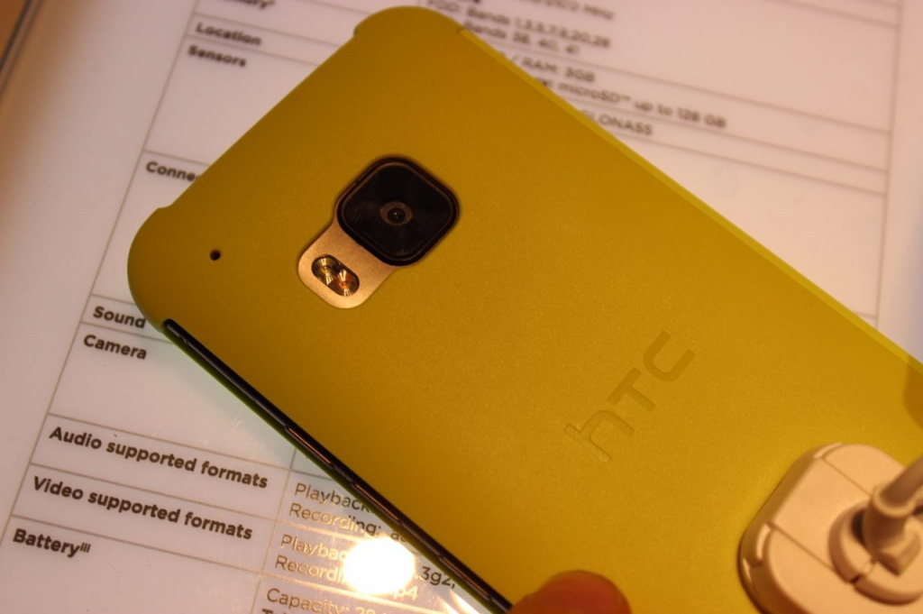 HTC One (M9) 