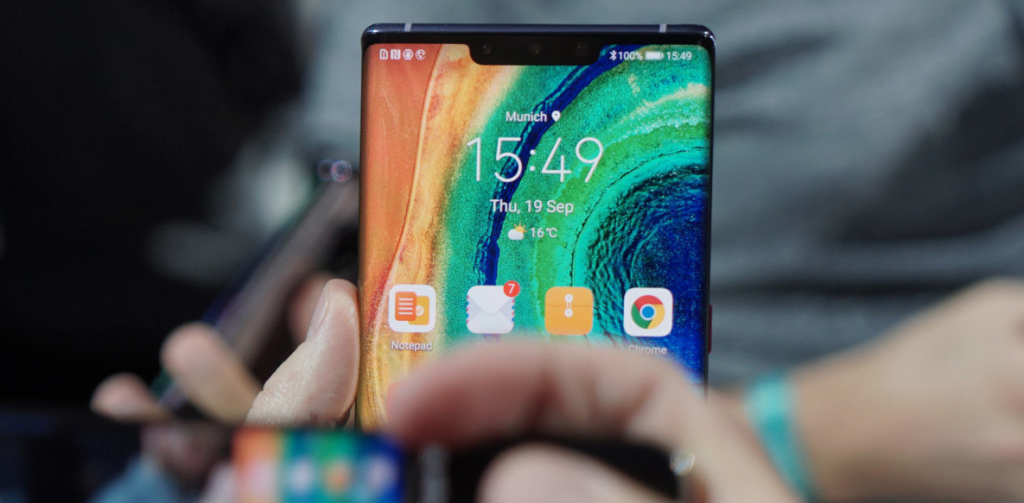Смартфон huawei приложении. Смартфоны хуавей с гугл сервисом. Хуавей без гугла сколько стоит. Google сервисы на huawei. Смартфон без сервисов google.