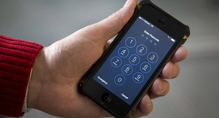 Минюст США требует от Apple разблокировать более 10 iPhone преступников