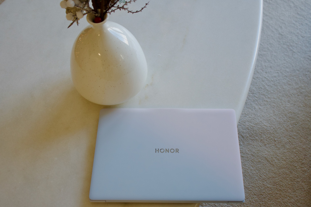 HONOR MagicBook Art 14 HONOR MagicBook Art 14