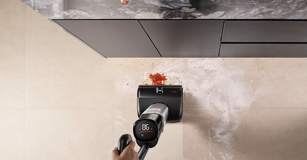 Trouver привез в РФ два пылесоса: моют полы, сушатся сами и работают с ИИ