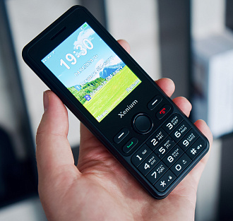 Как его разрядить?! Обзор мобильного телефона Xenium X280 с портом USB-A