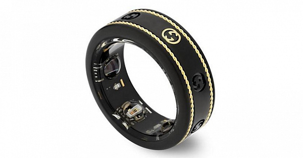 Gucci выпустил электронное кольцо с золотом и пульсометром