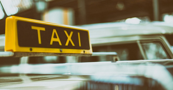 «Яндекс Такси» ищет десятки тысяч водителей. Условия соблазнительные!
