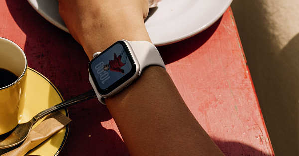 Тим Кук встал в позу: европейцам отключат синхронизацию iPhone с Apple Watch по Wi-Fi