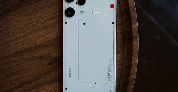 Обзор Nothing Phone (3a) Lite: смартфон за 15 000 рублей, который вам понравится