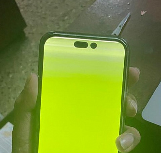 У iPhone 14 Pro новый глюк: дисплей устрашающе зеленеет без видимых причин