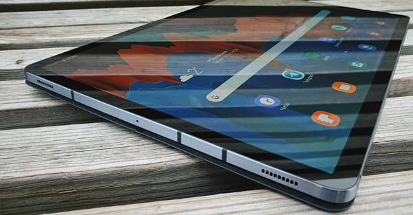 Планшеты Samsung Galaxy Tab S7+ начали получать обновление оболочки One UI 3.1 с Android 11
