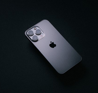 Смартфоны iPhone 13 разгромили конкурентов в большом тесте автономности