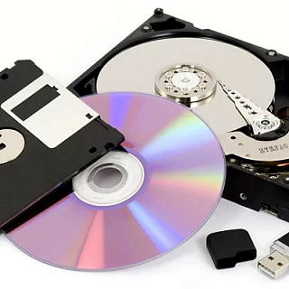 Краткая история хранения данных, часть №2 — от дискет до SSD