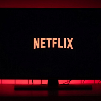 Роскомнадзор подмял Netflix: сервис должен стать российским и показывать «Первый канал»