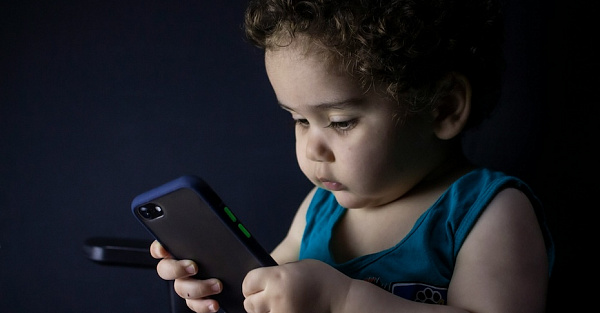 Спустя три года Apple пояснила за ошибку iOS, которая опасна для детей