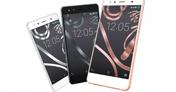 В российских магазинах впервые появился смартфон на Cyanogen OS