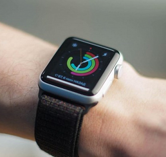 Apple судится с российской таможней из-за Apple Watch