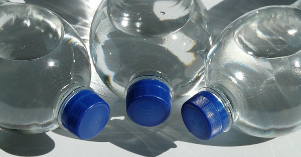 Как улучшить качество связи с помощью бутылки воды