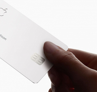 Стив Возняк раскритиковал кредитную карту Apple