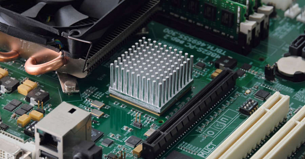 Российский ноутбук будет стоить около миллиона