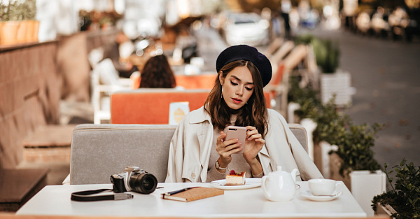 Тайные гости с камерами: за музыку в кафе грозят миллионные штрафы