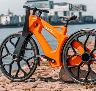 Выпущен велосипед из переработанного пластика — тяжёлый, дорогой, но… нереально красивый