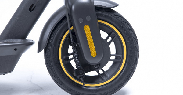 В России представлен самый быстрый самокат Ninebot-Segway