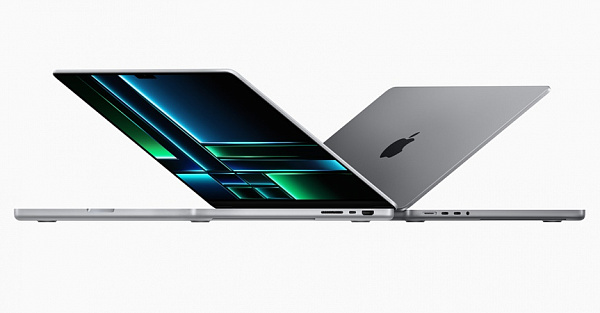 Свежий MacBook Pro в топовой комплектации недёшев, но и от характеристик захватывает дух