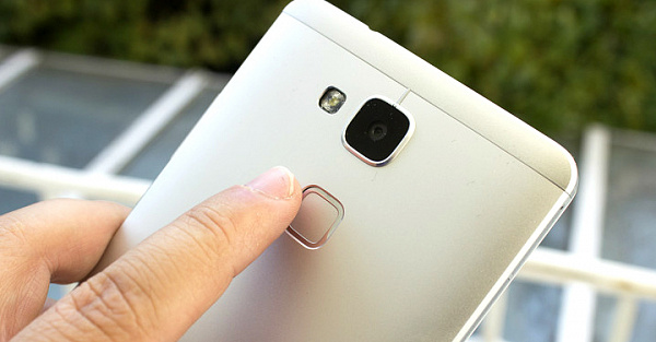 Huawei анонсирует новый флагман — Mate 8 или P8?