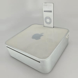 Раритетный привет из прошлого: Mac mini с док-станцией для iPod nano