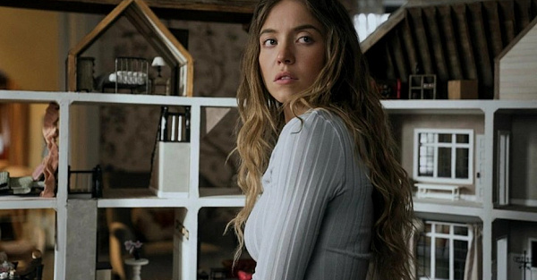 Эксклюзив «ВКонтакте»: Сидни Суини, Аманда Сайфред, Брэндон Скленар и Пол Фиг рассказали про съёмки триллера «Горничная»