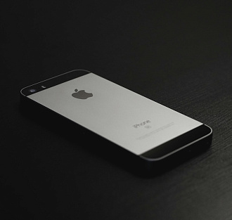 Apple обновила iPhone 5S
