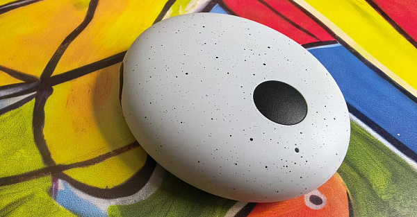 Обзор SberBoom Micro: маленькая колонка с большими возможностями