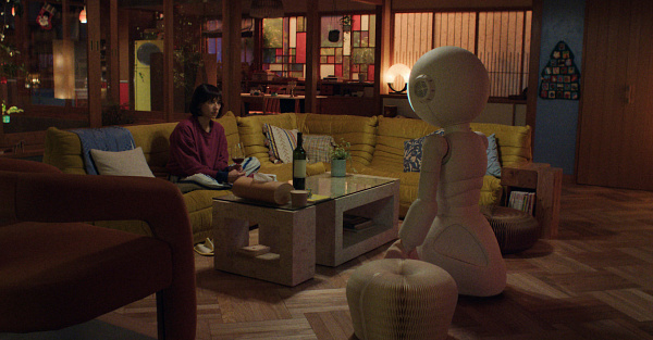 Apple показала робота-гуманоида в новом сериале «Санни» от студии A24
