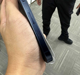 Новый смартфон — старые проблемы: титан в iPhone 15 Pro очень легко царапается