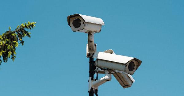 В Москве запустили распознавание людей по силуэтам. Чем это нам грозит?