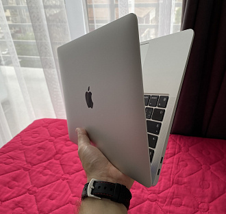 Я полгода живу с MacBook Air на M1. Итог: покупать M2 что-то не хочется