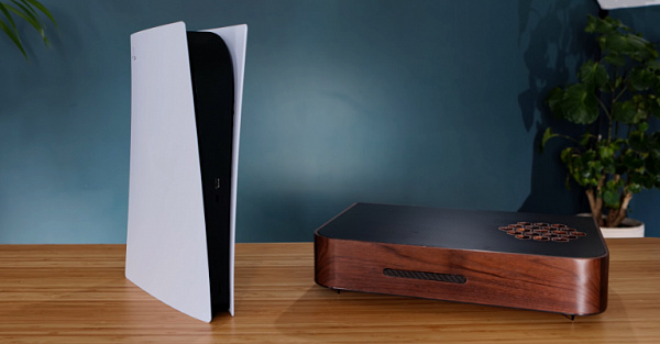 Хотите себе деревянную PlayStation 5? Блогер показал, как ее сделать