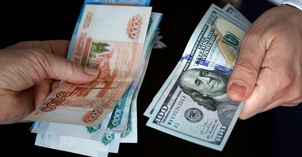 Курс рубля к доллару начнут рассчитывать по-новому