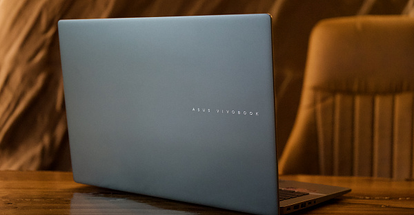 Обзор Asus Vivobook S14 (M3407HA): легкий и мощный ноутбук на каждый день