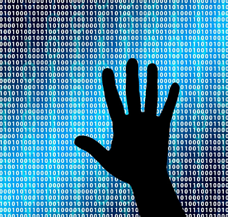 Пугающий слив: подробные данные жителей РФ продают в сети