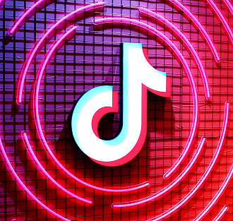 Трамп вернул TikTok жителям США. Теперь ждём возвращения банков в российский App Store