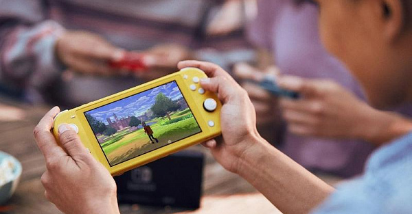 Nintendo представила Lite-версию Switch с меньшим экраном и лучшей автономностью