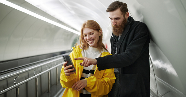 Смотреть в чужой смартфон стало опасно — можно угодить в тюрьму