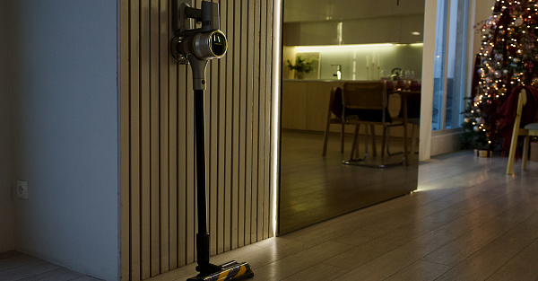 Обзор флагманского вертикального беспроводного пылесоса Dreame R20 Essential: идеальный кандидат для уборки дома и не только