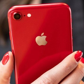 Apple отчаянно пытается спасти продажи iPhone